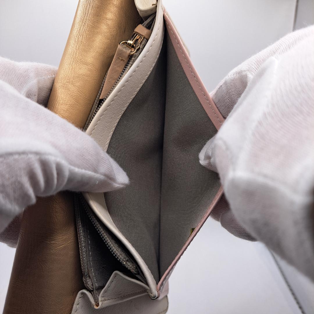 u*o様 CHANEL　ワイルドステッチ　ゴールド 　二つ折り財布　長財布　財布