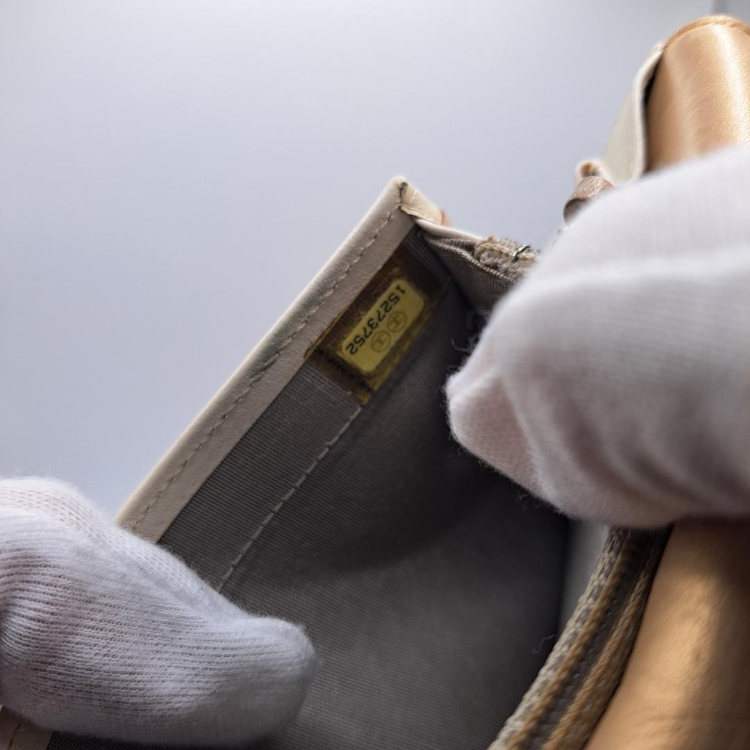 u*o様 CHANEL　ワイルドステッチ　ゴールド 　二つ折り財布　長財布　財布