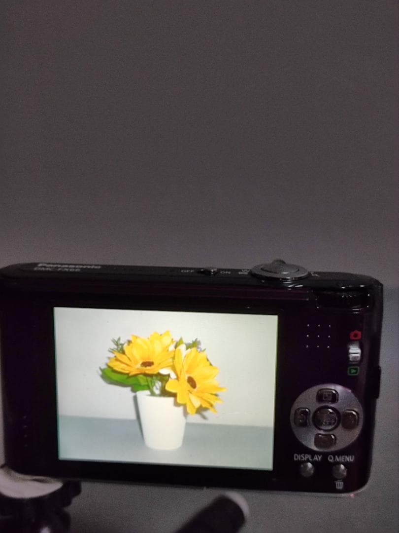 Panasonic パナソニック　LUMIX DMC-FX66　デジタルカメラ