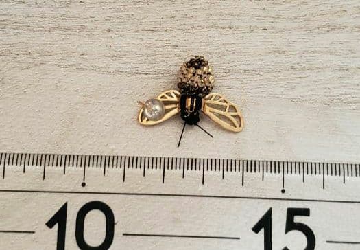 蜂 ピアス ニット ジュエリー 作家