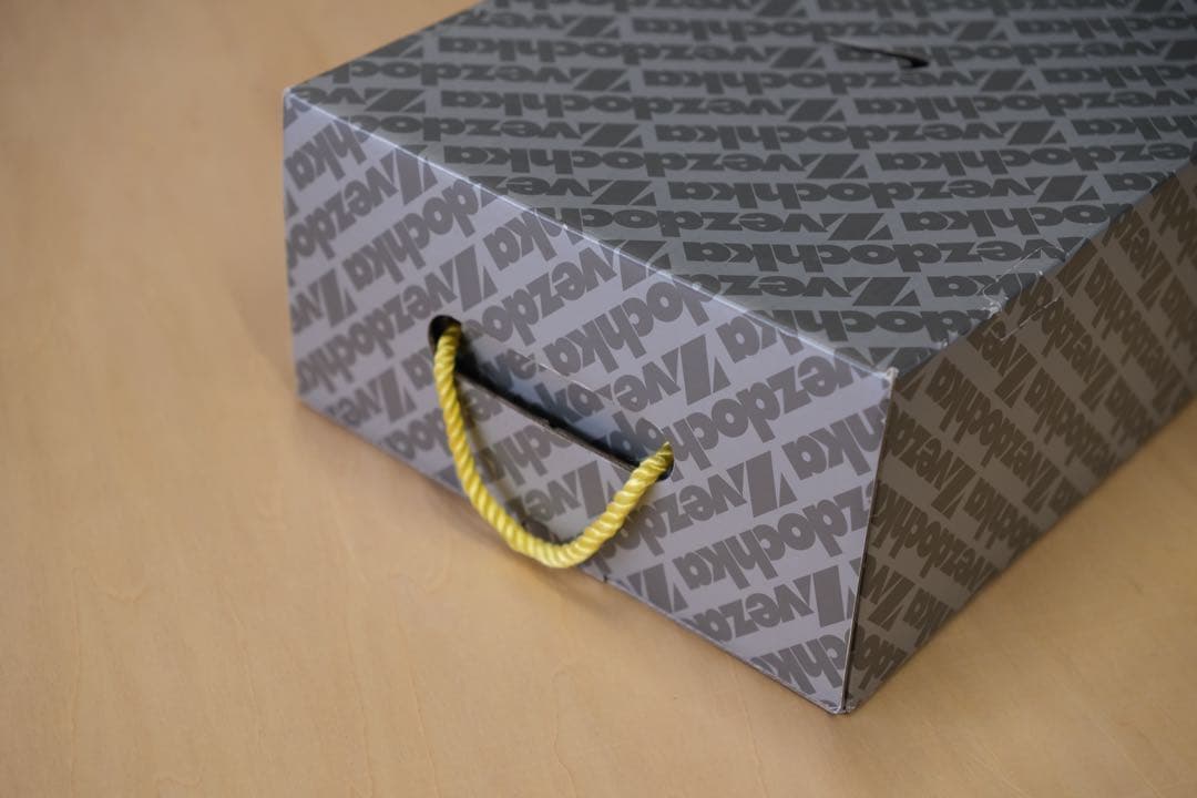 NIKE / ZVEZDOCHKA シュベドッカ / マーク・ニューソン