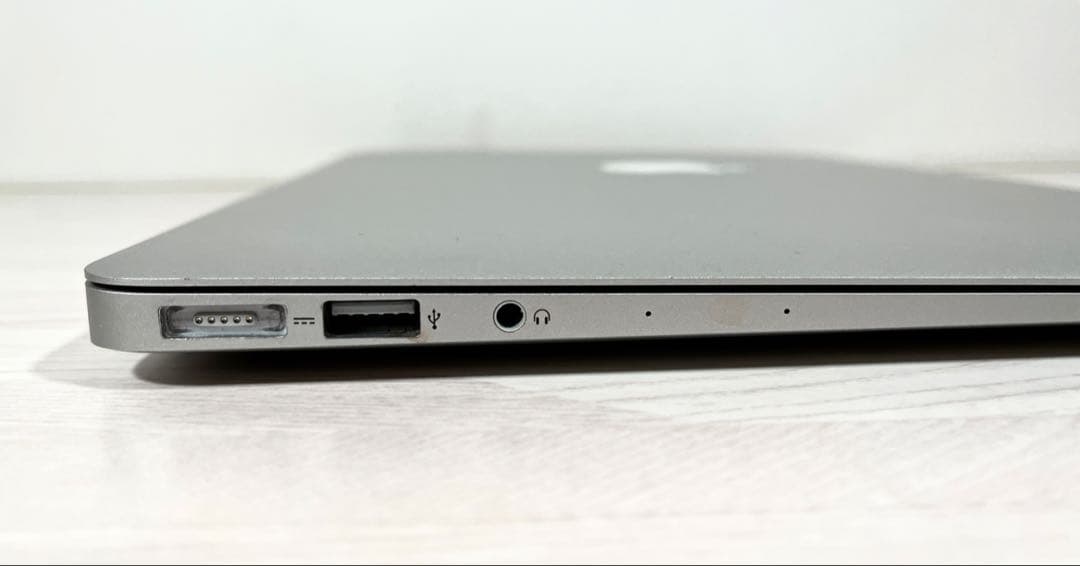 MacBook Air (13-inch, Early 2015) 箱付き