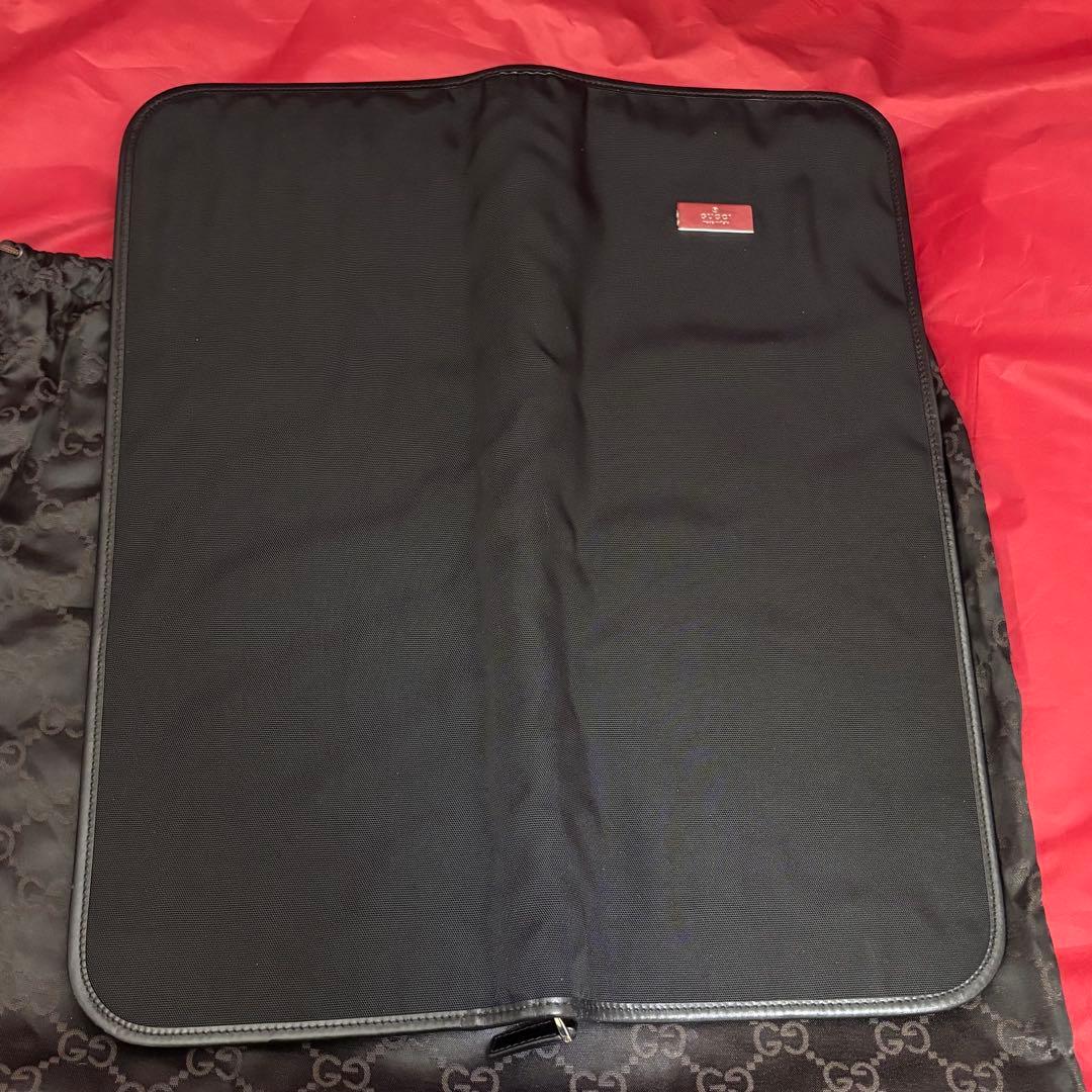 希少！GUCCI☆ネクタイケース！・カバー ！トラベル　未使用級❗️
