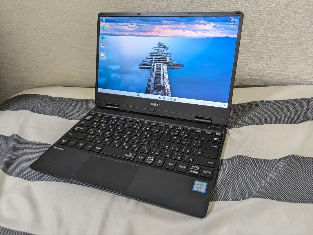 て*1様 NEC 軽量モバイルPC 第8世代Corei5、メモリ8GB、SSD: