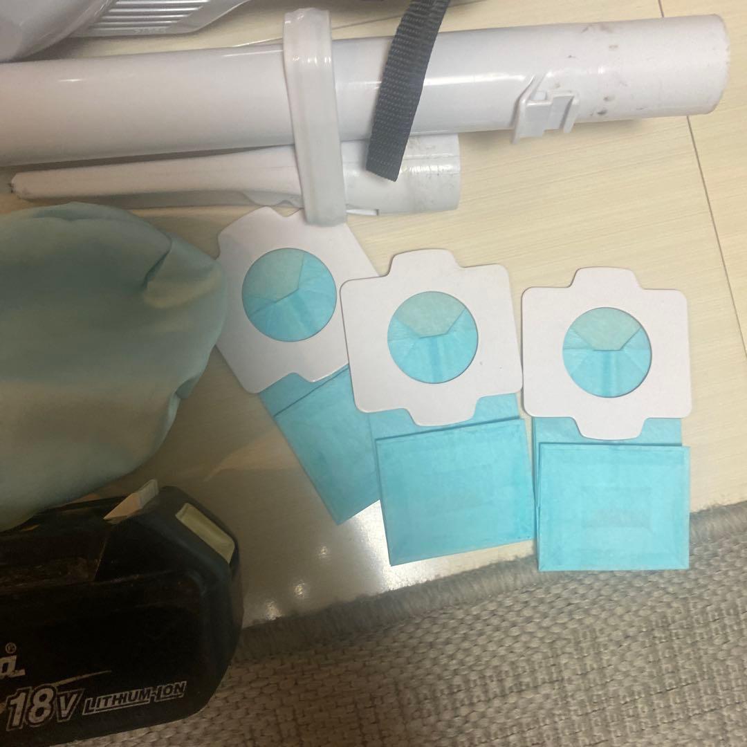 マキタ　充電式クリーナ　CL285FD