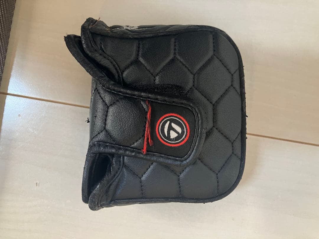 テーラーメイドスパイダーツアーブラック　パター