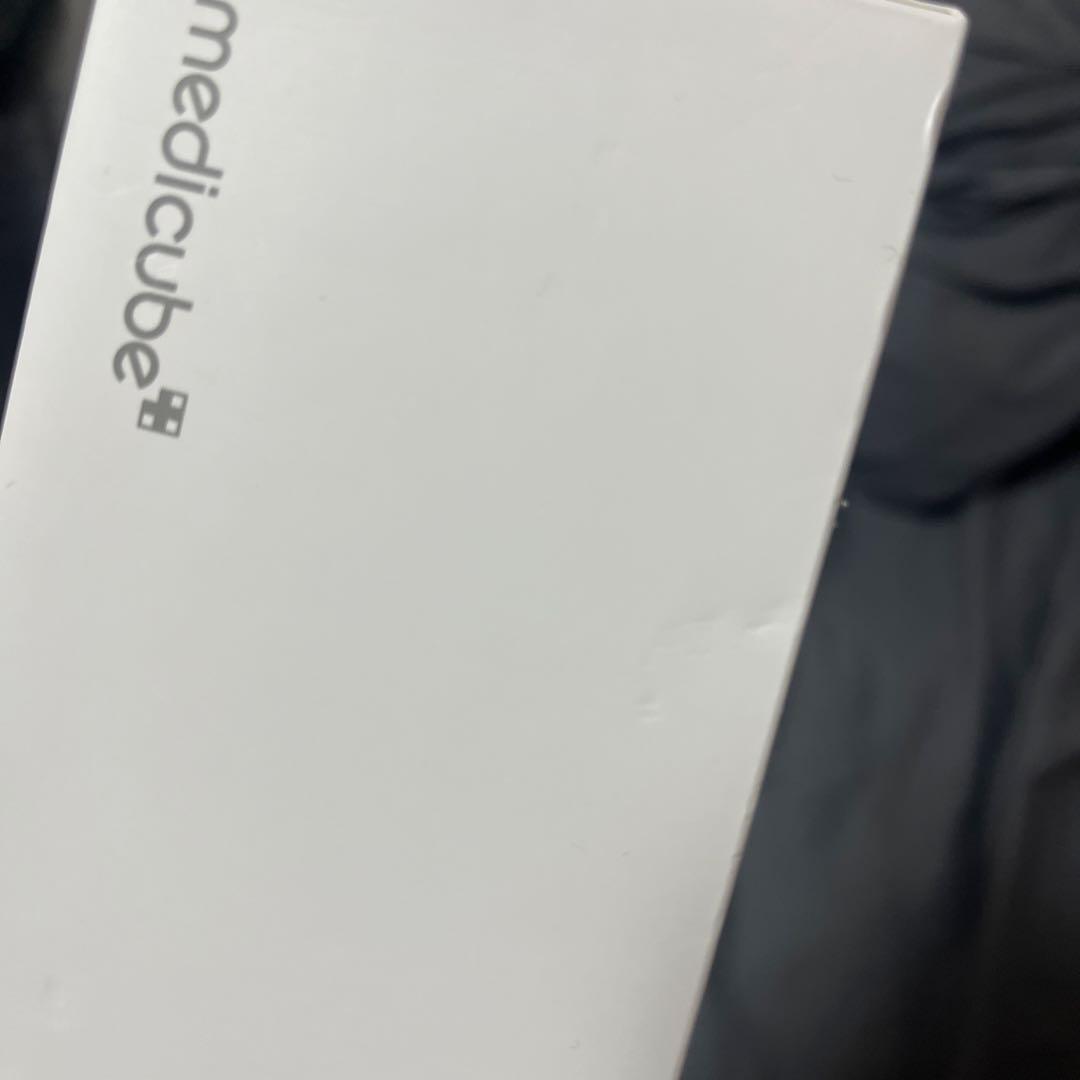 medicube 美顔器 AGE-Rブースタープロ ピンク