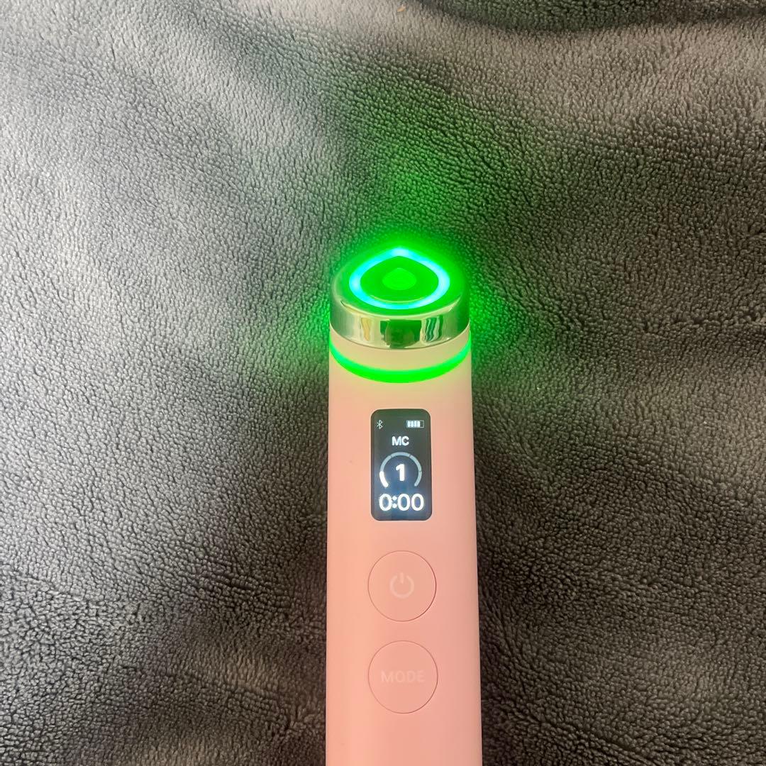 medicube 美顔器 AGE-Rブースタープロ ピンク