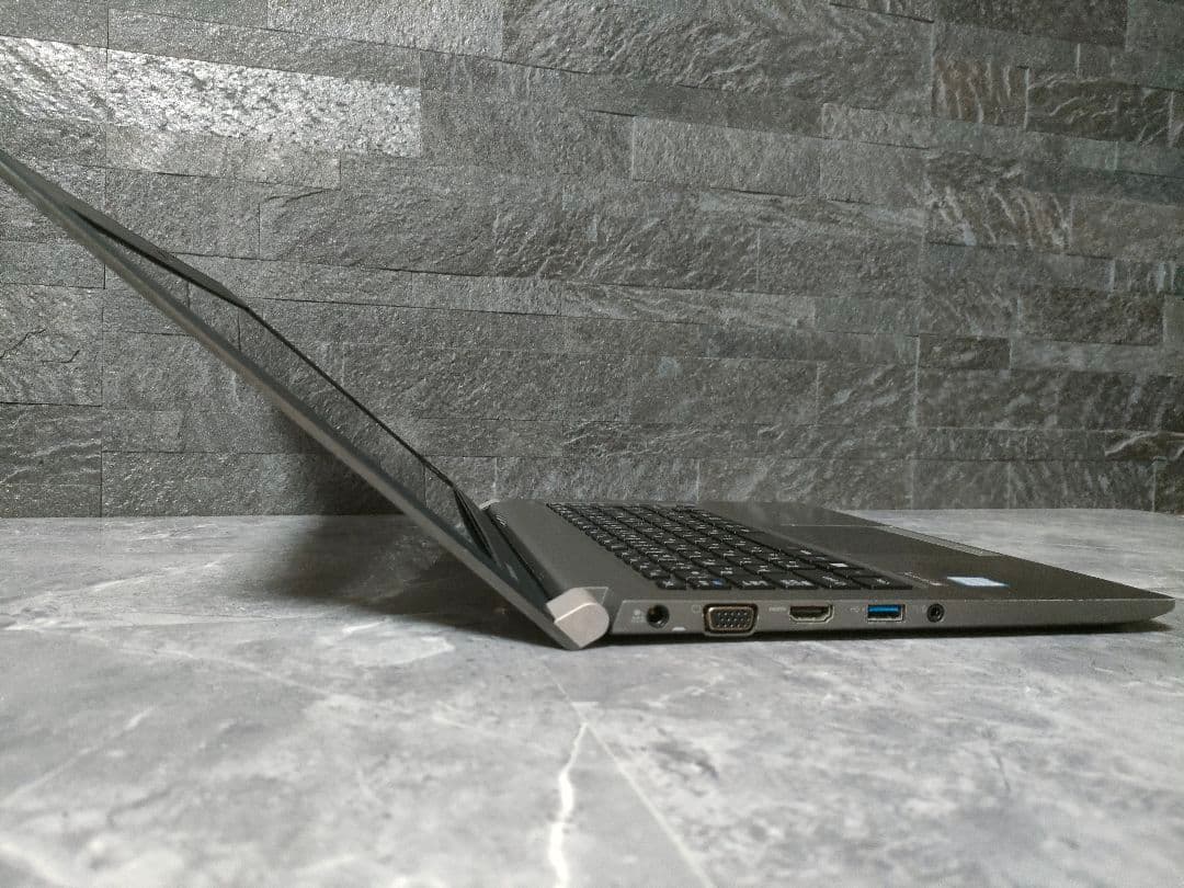 ☘️dynabook☘️corei5☘️第8世代☘️新品SSD256GB☘️