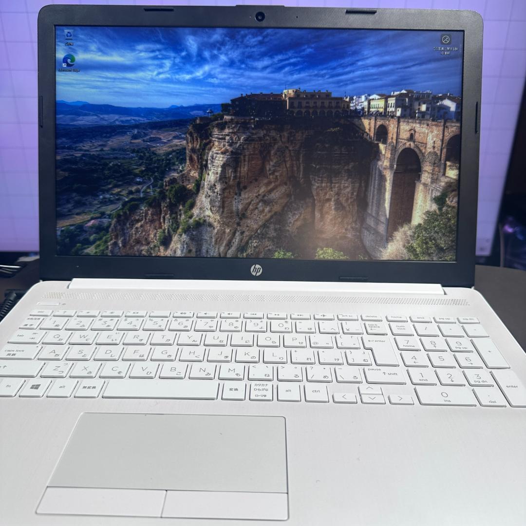 HP ノートPC 15.6インチ ホワイト ACアダプター付き