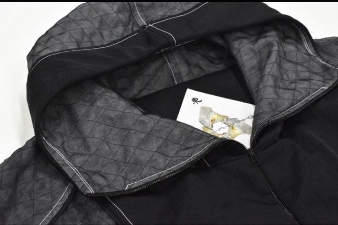 バルムング キルトオーガンジーハイネックビッグパーカー