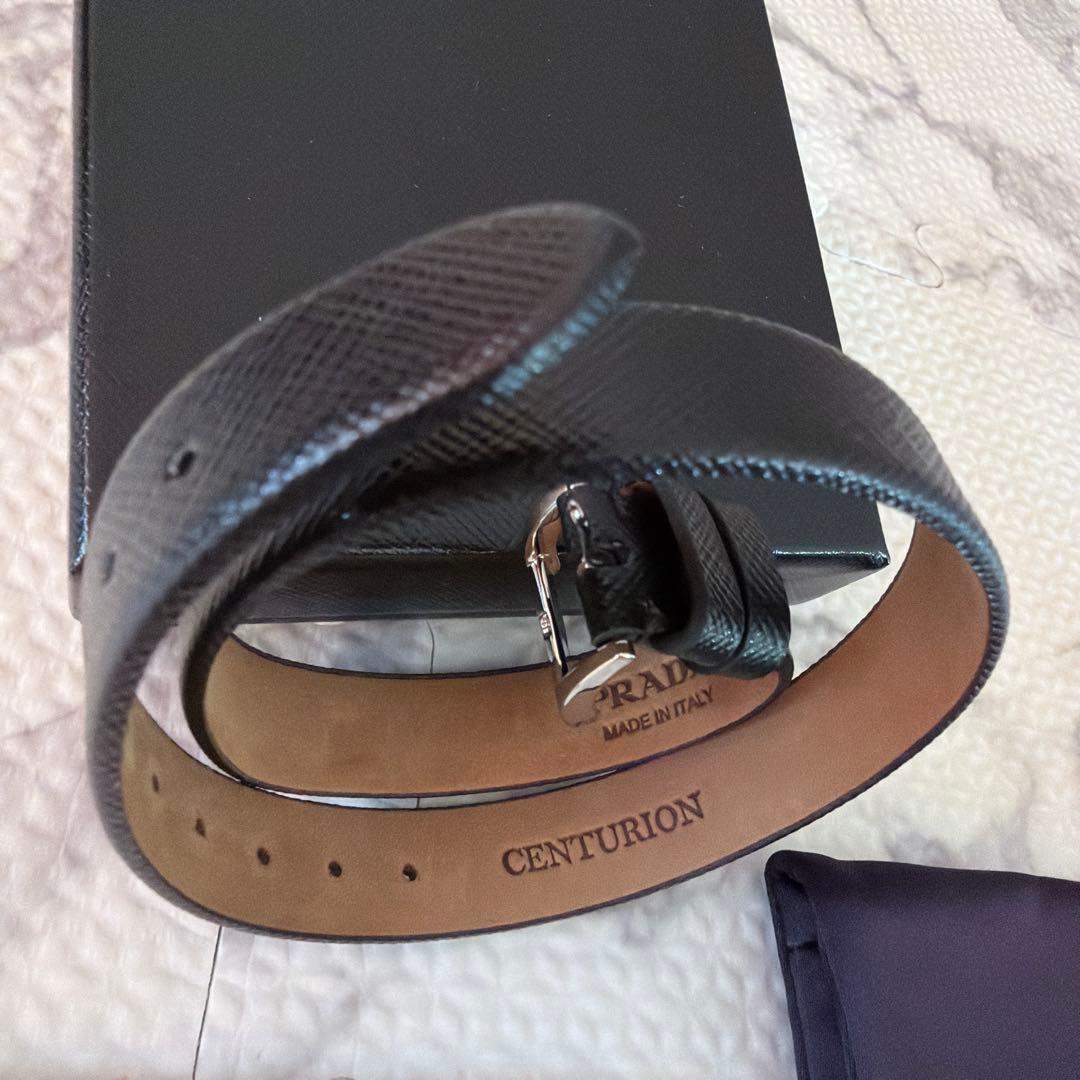 PRADA プラダ　レザーブレスレット　新品未使用