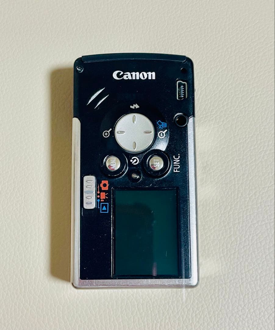 Canon IXY デジタル PC1060 4.0メガピクセル　動作未確認