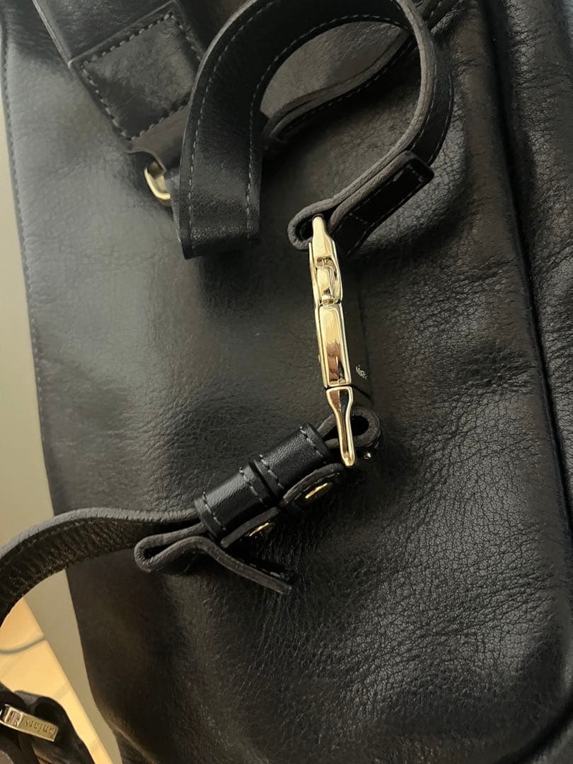 美品aniary ボディーバッグ ウエストバッグ レザー クロスボディ ネイビー