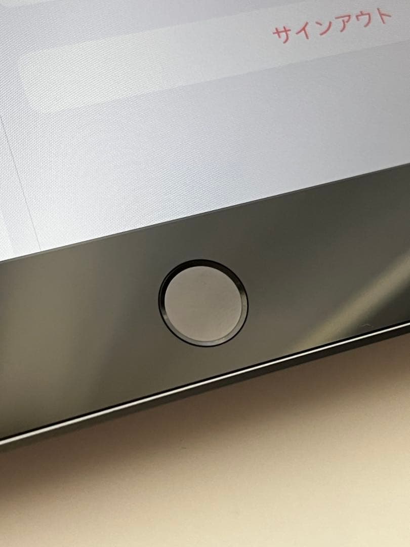 【ぱんだ】iPad 第９世代 Wi-Fi＋Cellular 64GB