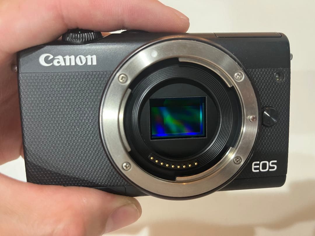 デジタルカメラ Canon EOSM100