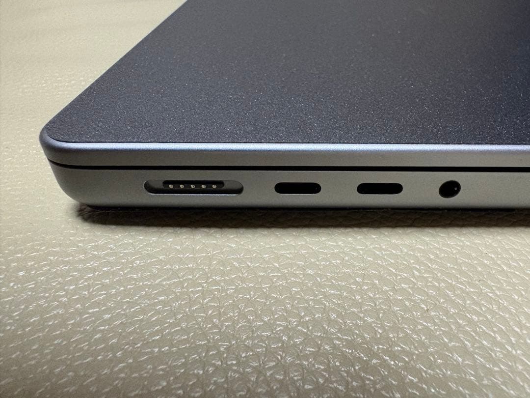 MacBook本体 MacBook Pro 14-inch M1 Pro 16GB 1TB