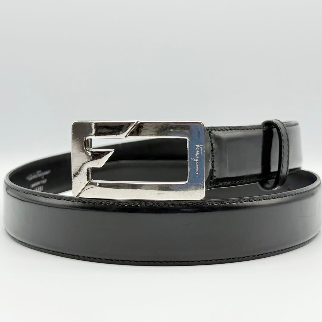 ✨美品✨フェラガモ ベルト Fバックル ビジネス シルバー金具 メンズ レザー
