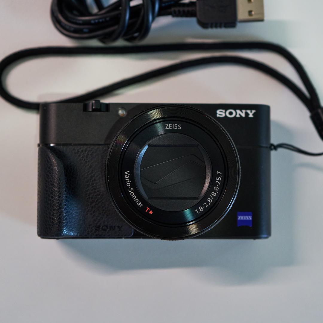 デジタルカメラ SONY Cyber-shot RX100 M5A