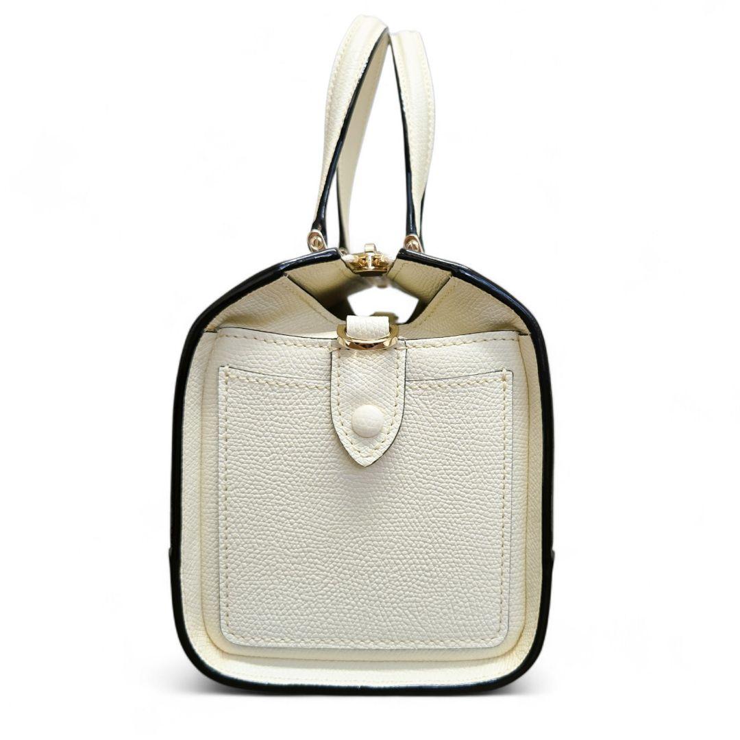 【新品】ヴァレクストラ バビラ ミニ レザー 2WAYハンドバッグ ホワイト