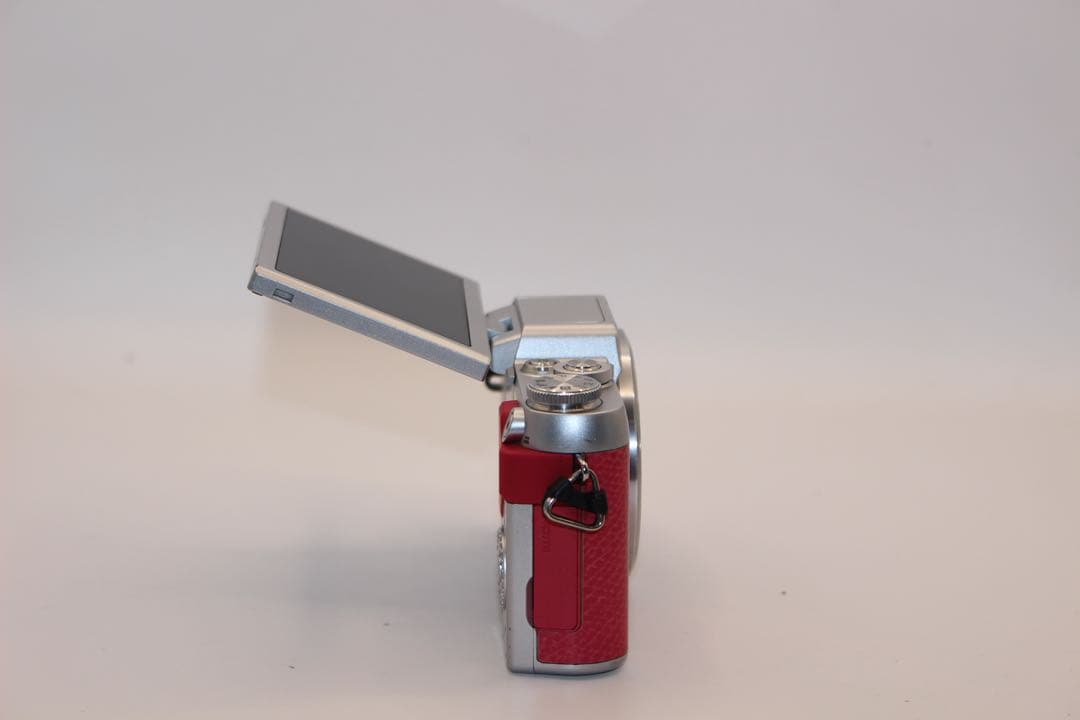 ★ショット数1537回★ LUMIX DMC-GF7 ボディ　Wi-Fi ピンク