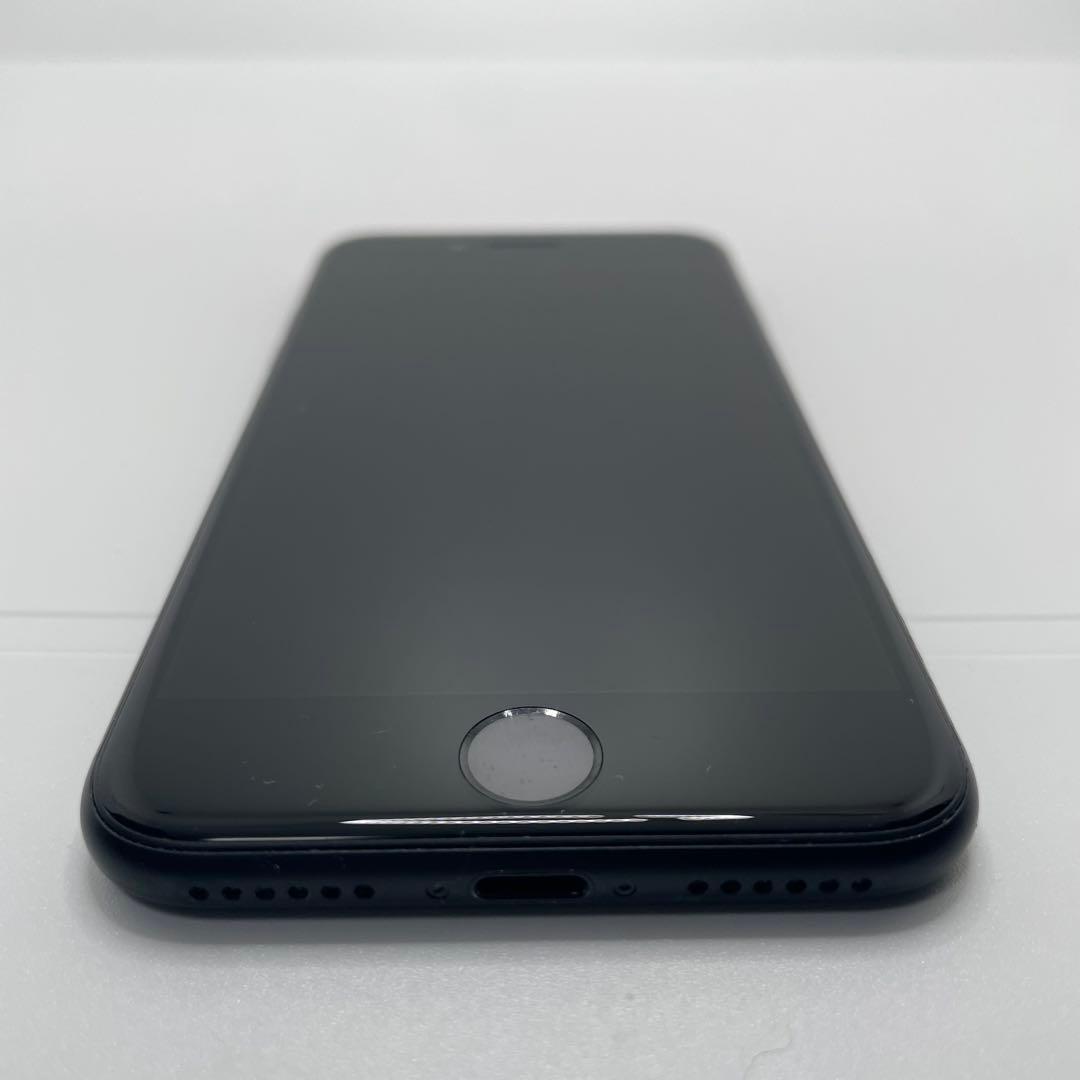 【格安美品】iPhone SE2 64GB simフリー本体 326