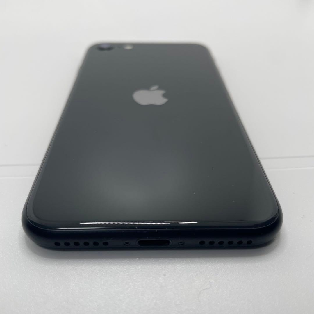 【格安美品】iPhone SE2 64GB simフリー本体 326