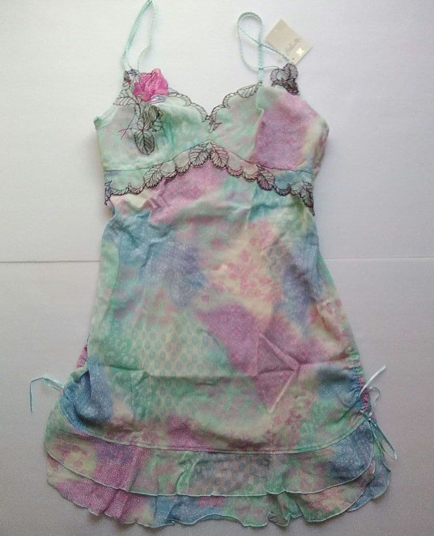 サルート　ブラジャー・ソング(Tバック)・スリップ 3点セット