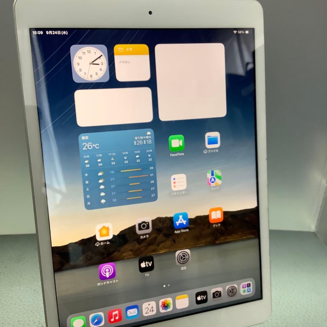 iPad 第7世代32G wifi+sim AU バッテリー100％1回