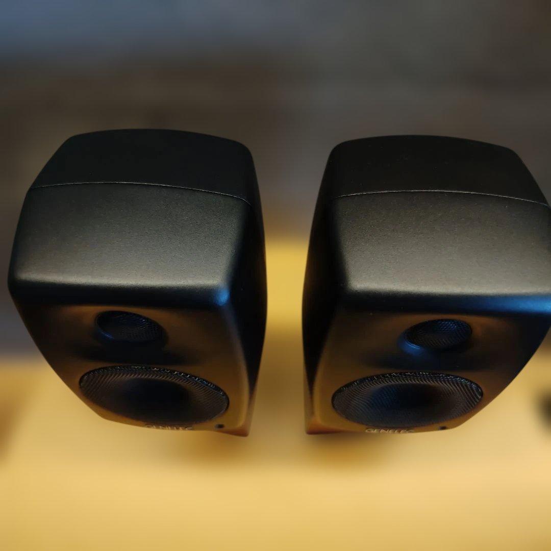 【２個セット】GENELEC ジェネレック G One アクティブスピーカー