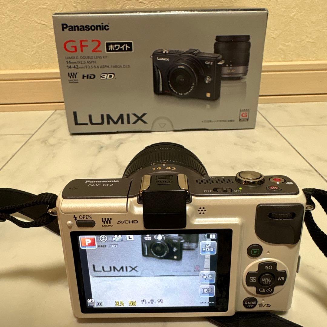デジタル一眼カメラ　DMC-GF2W Panasonic LUMIX