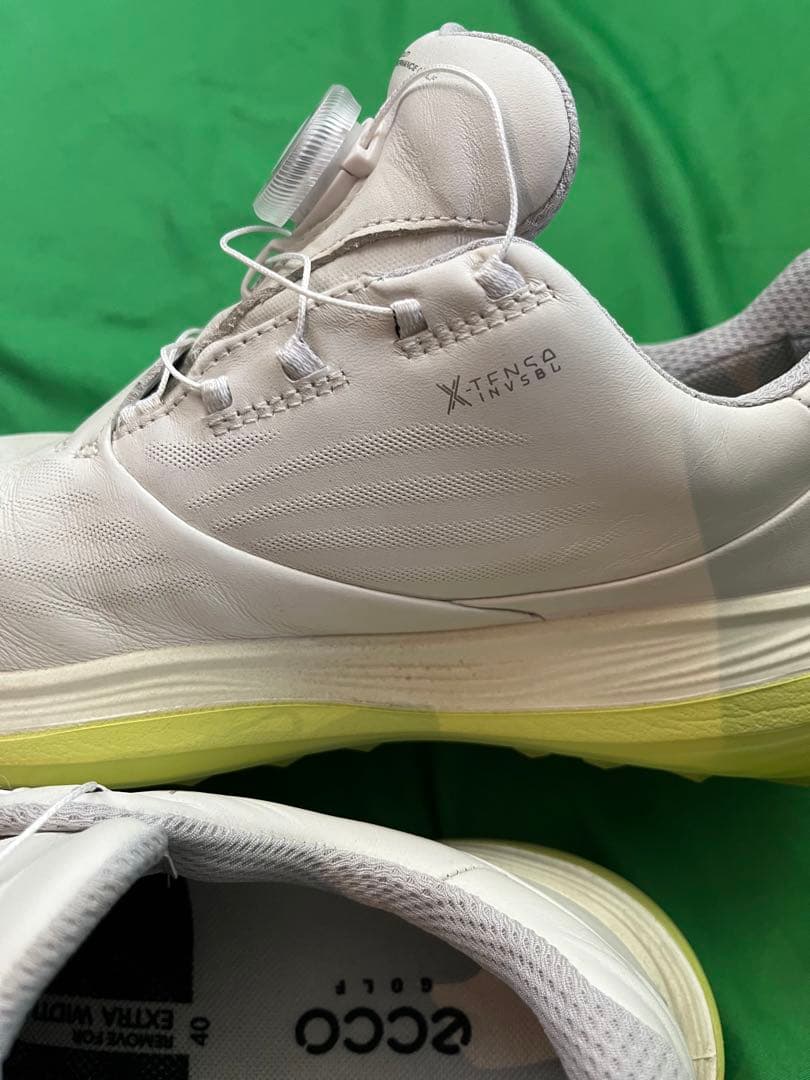 エコーゴルフシューズ