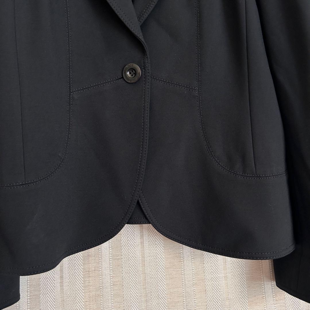 大きいサイズ46,44 23区　黒ストレッチパンツスーツ