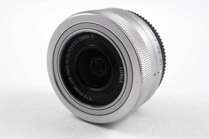軽量コンパクト LUMIX G VARIO 12-32mm F3.5-5.6