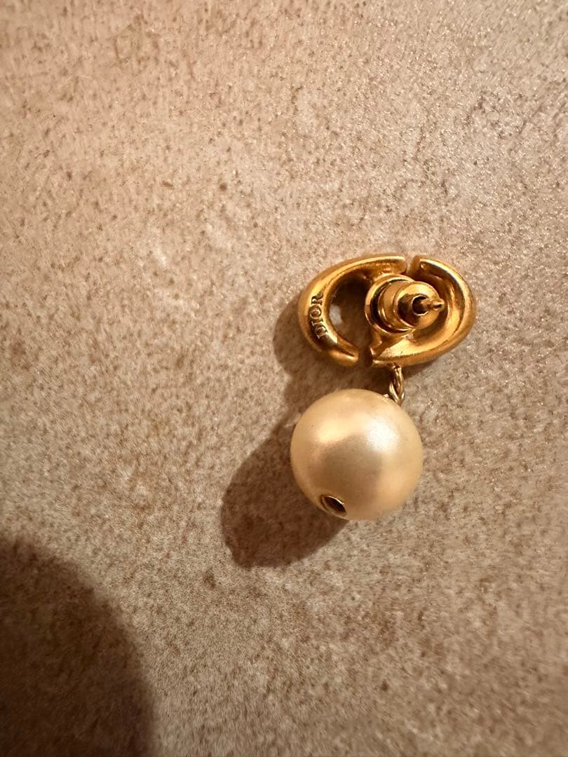 Dior CD Navy ピアス　パール　（片耳用）