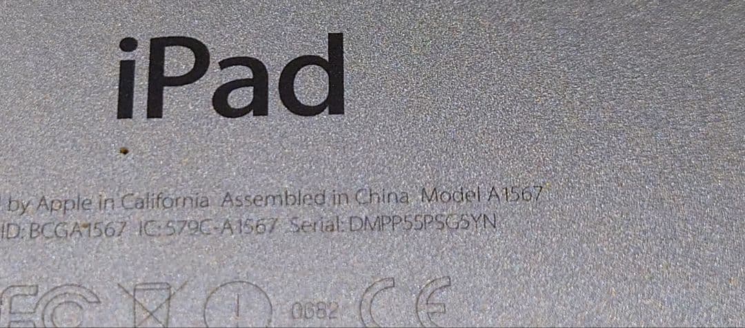 iPad SIMフリー WiFiモデル