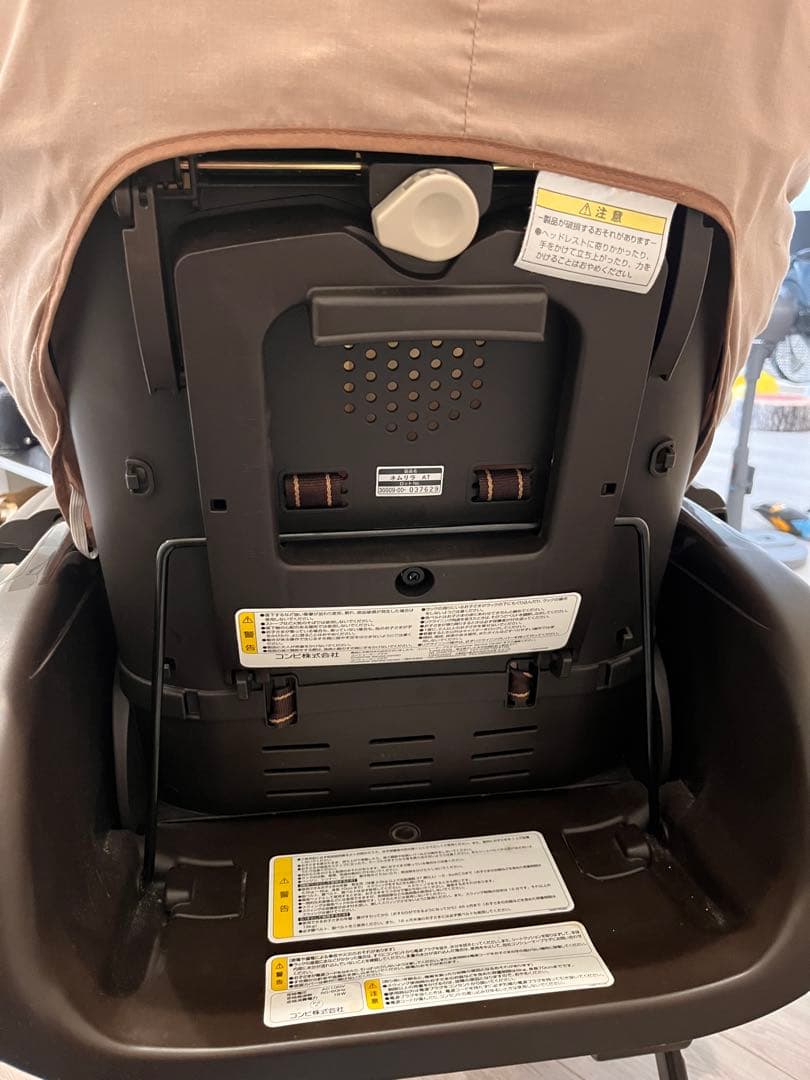 Combi コンビ ネムリラAT 新生児 自動 ハイローチェア　値引対応