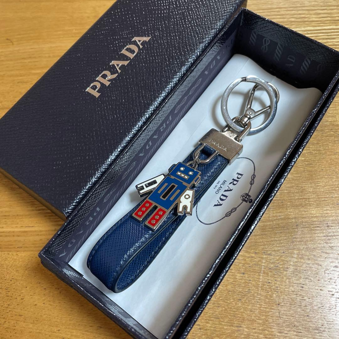 PRADA ロボットチャーム キーリングsaffiano サフィアーノ