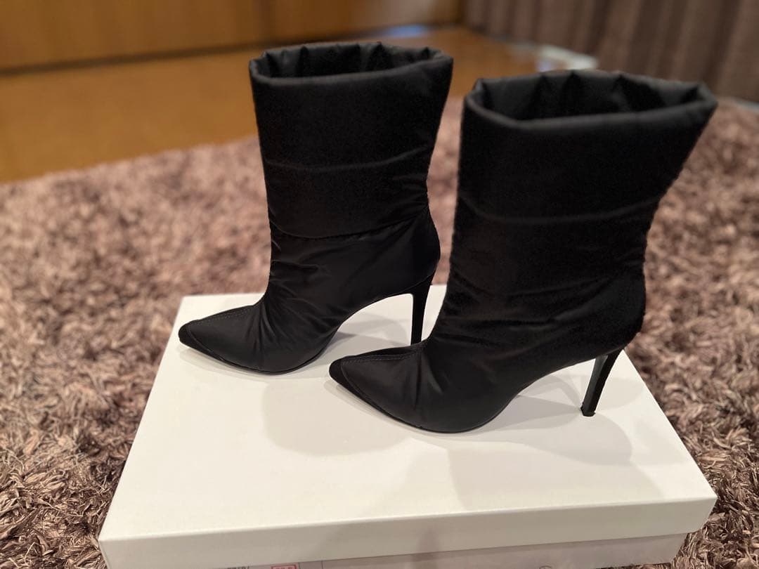 ダイアナ　キルティングブーツ23.5cm