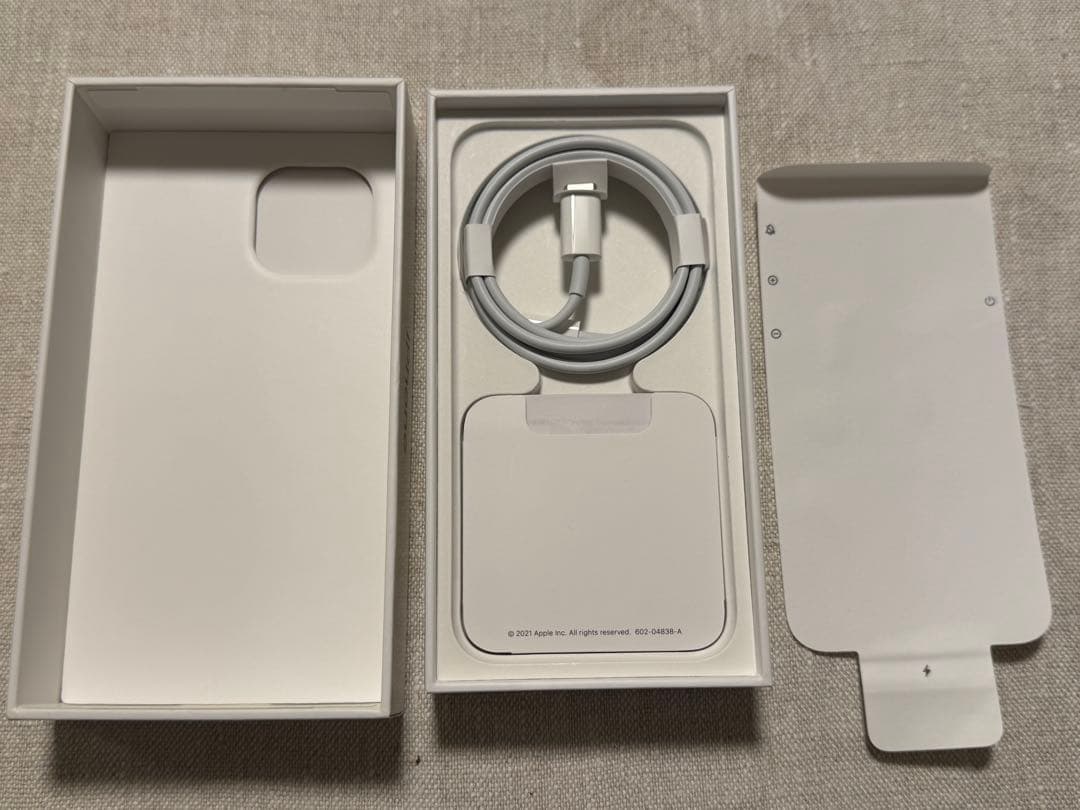 iPhone 13mini 256GB ミッドナイト