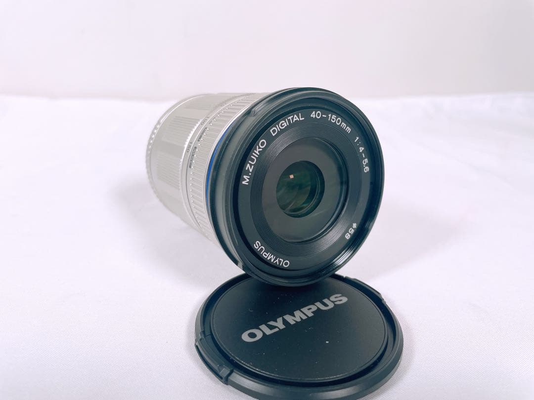 OLYMPUS OM-D E-M10 MARK III ダブルズームキット