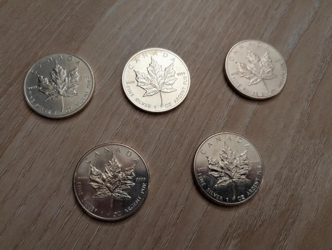 2008年 5枚 カナダ「メイプルリーフ」純銀 1オンス 銀貨