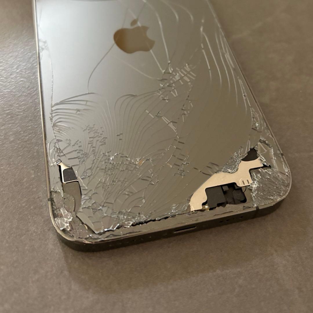 Apple iPhone 12 Pro Max本体　ジャンク