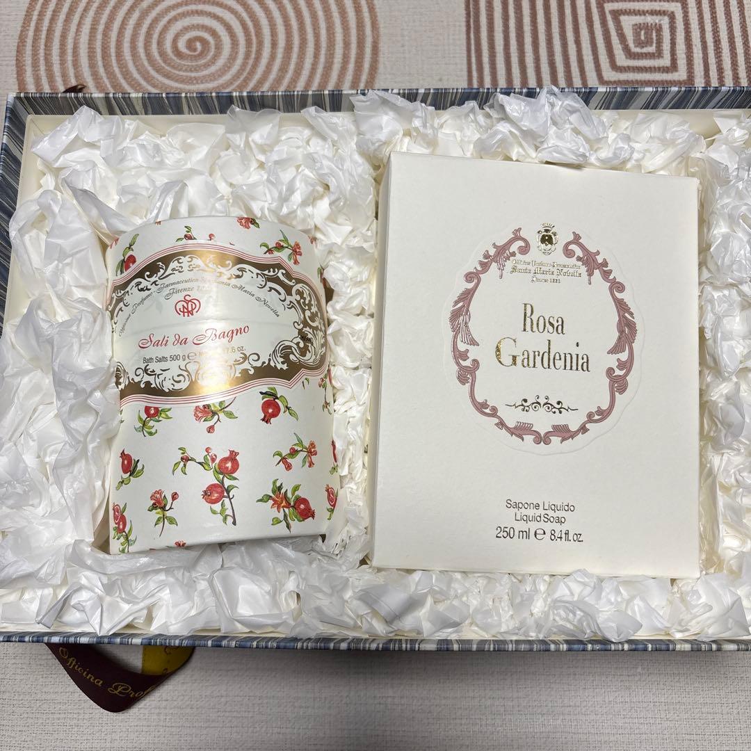 【大幅値下げ中】サンタマリアノヴェッラ　ハンドソープ　バスソルト