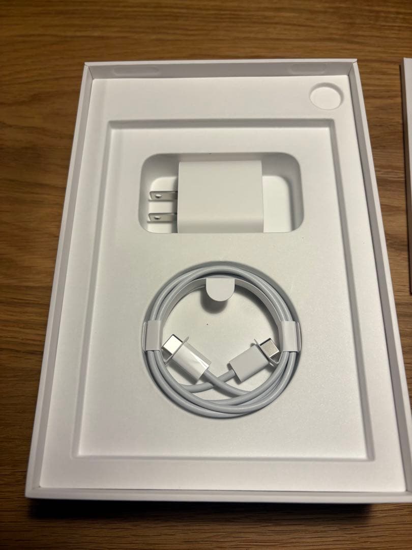 Apple iPad mini (第6世代) 256GB【新品・未使用】刻印入り