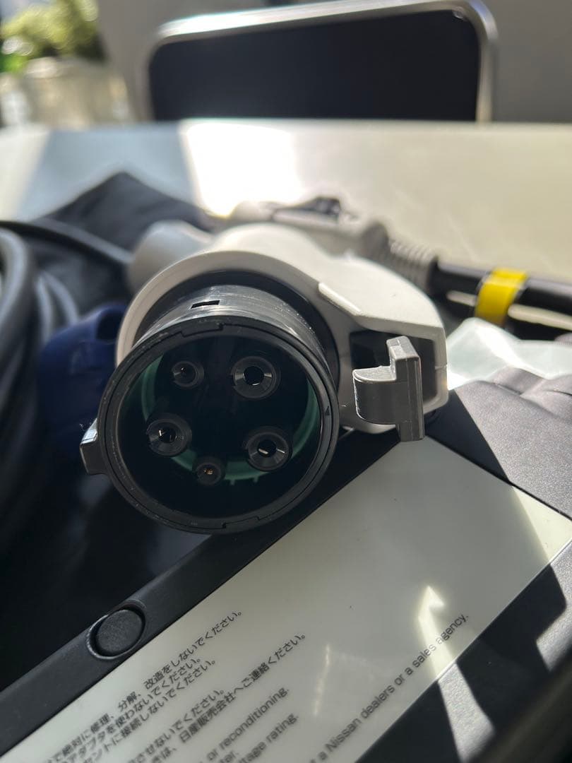 美品✨NISSAN リーフ 充電ケーブルセット　3NK5E