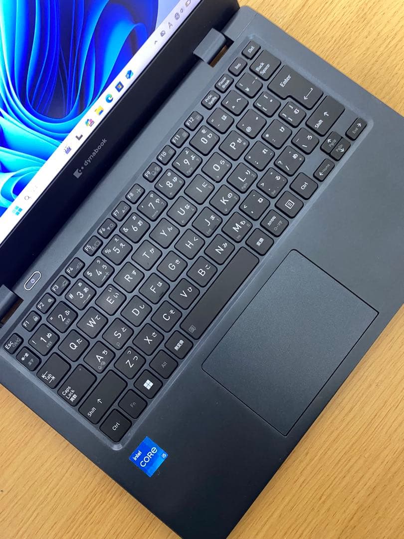 東芝ノートパソコン/i5-1135G7/SSD256GB/メモリ8GB/無線