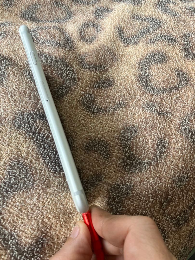 Apple iPhone 6 シルバー 64GB 高級ケース　ガラスフィルム付き