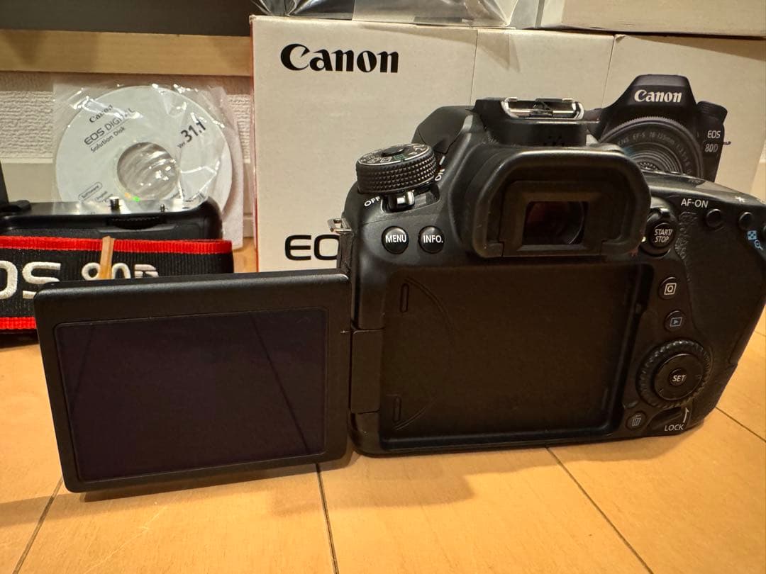 Canon EOS 80D デジタル一眼レフEF-S 18-135mm