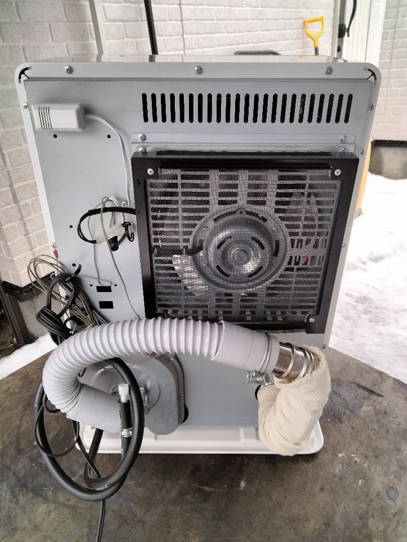 札幌発サンポットFF温風石油ストーブ！品番「FF‐4211TL」2019年式中古